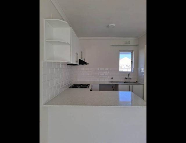 2 BEDROOM APARTMENT FOR SALE IN WYNBERG